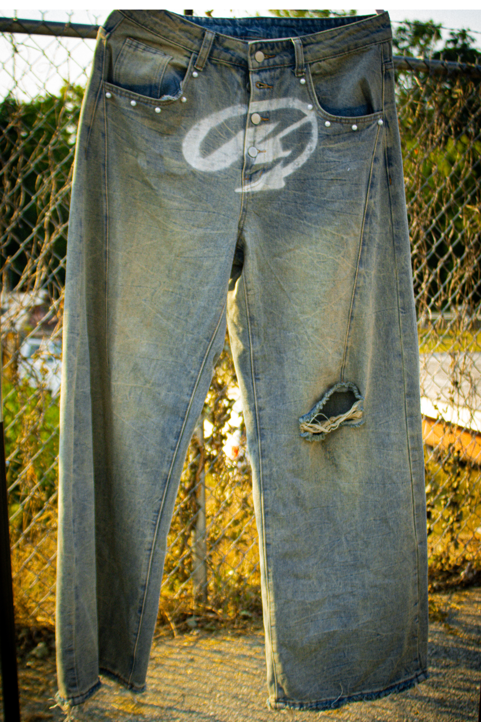 STAMPED BAGGY DENIM